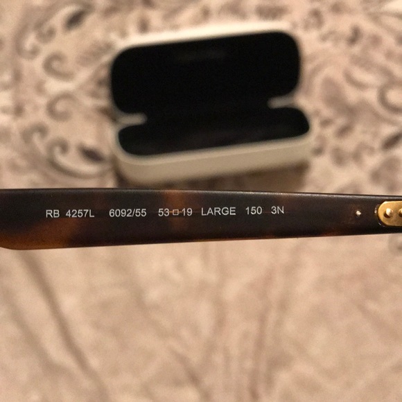 Sunglasses - Picture 6 of 8